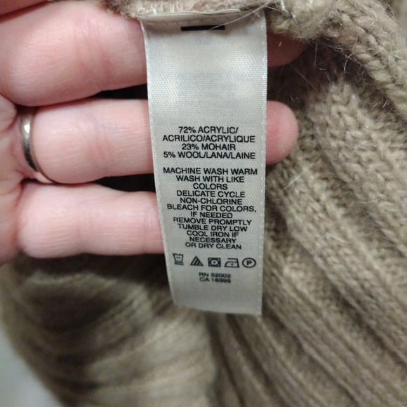 NWT DKNY Jeans Women's Tan Mohair Wool Blend Slouchy Cowl Neck Sweater Sz S Y2K - Picture 4 of 7